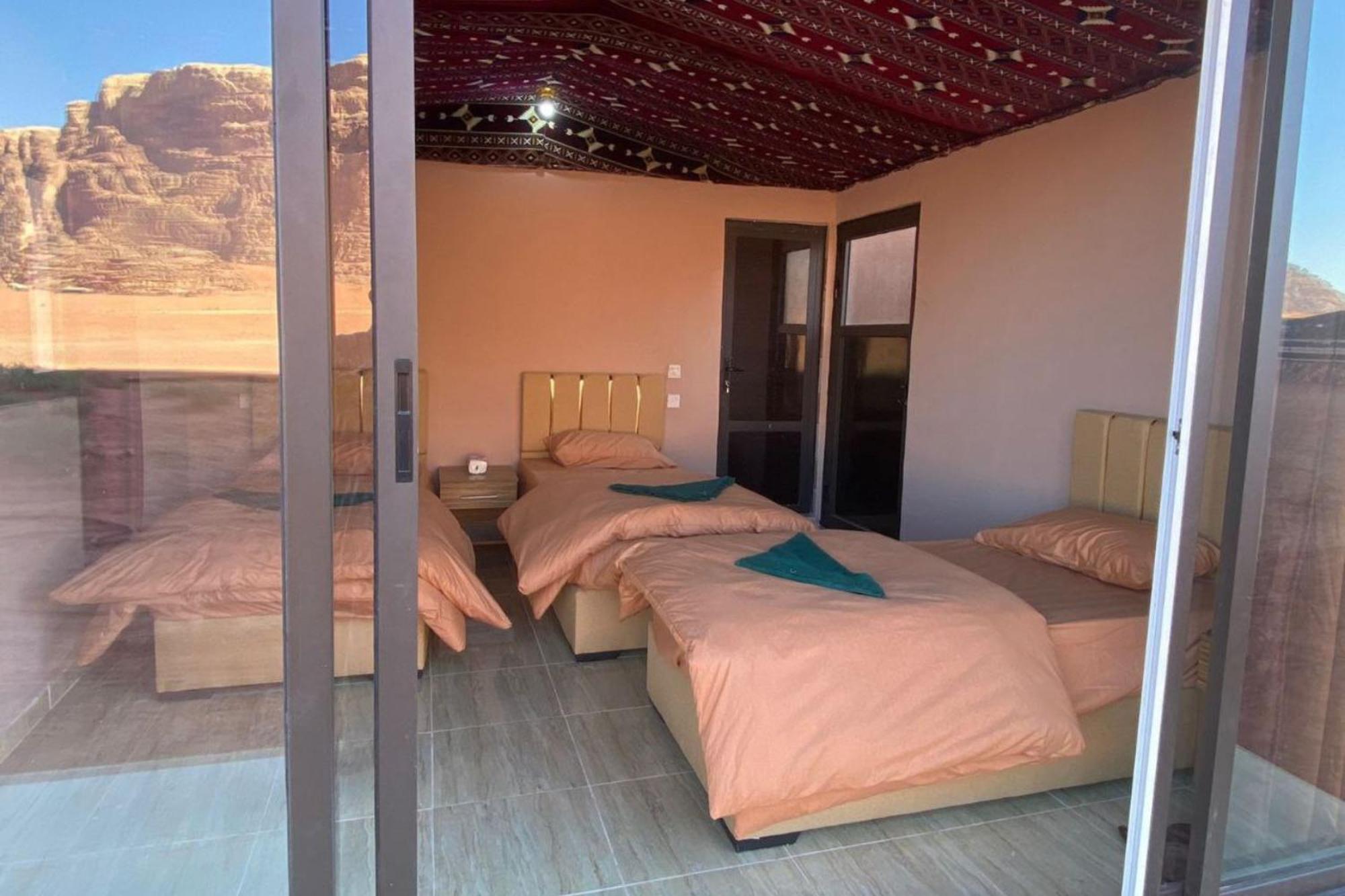 Welcome To Wadi Rum Camp Hotell Exteriör bild